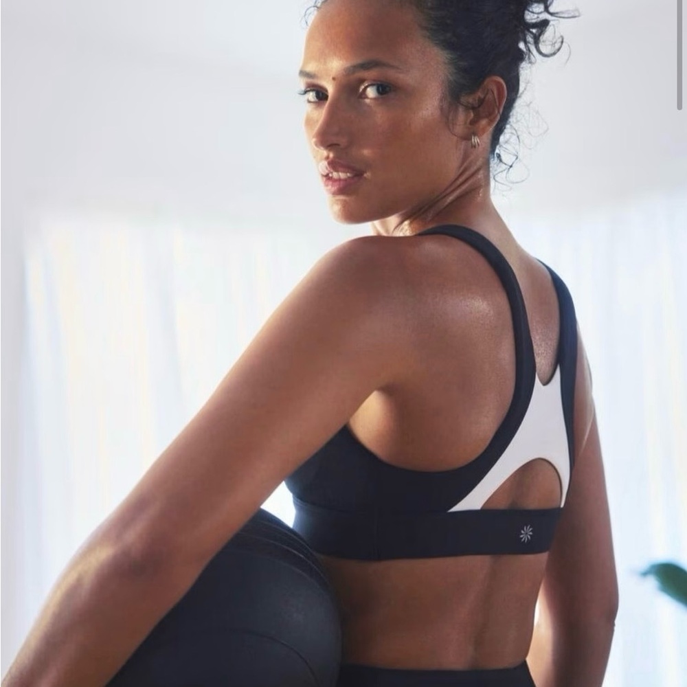 Athleta Women's Interval Colorblock Bra A-C Black and white size:S